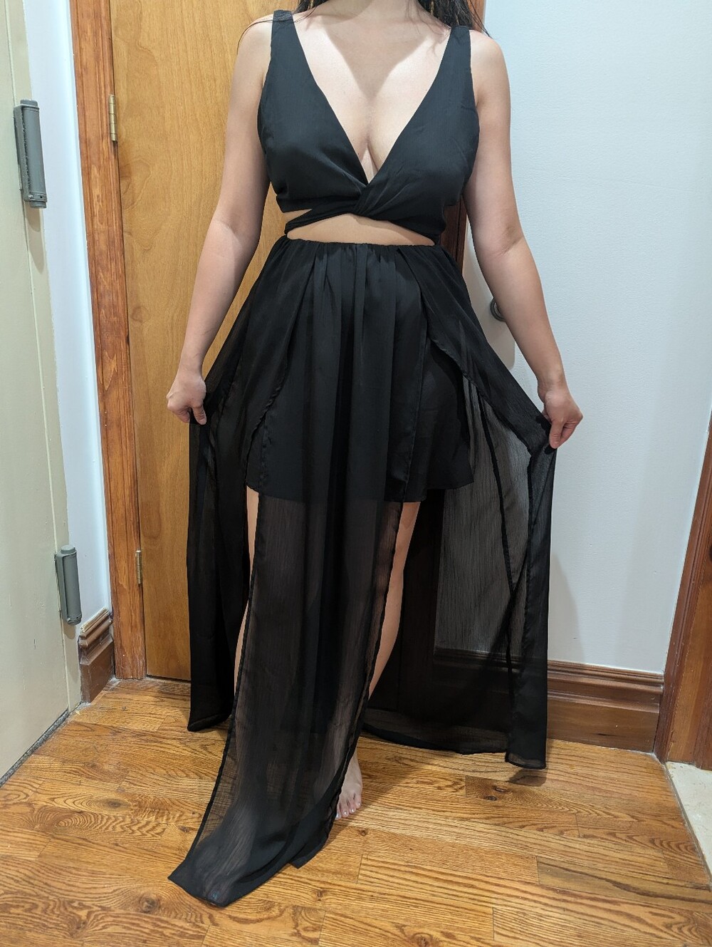Tobi Black V-Neck Maxi Dress